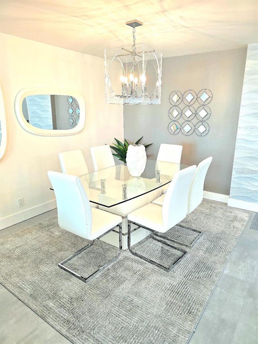 Dining room with the touch of elegance.