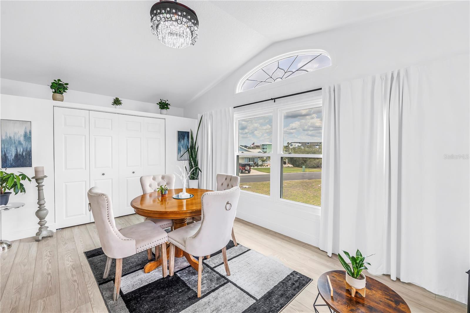 TB8502155
