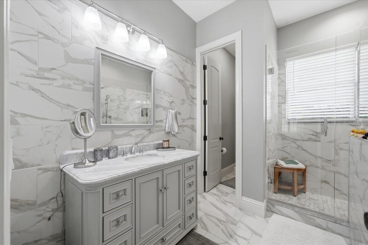 In-Law Suite Bathroom - Upstairs