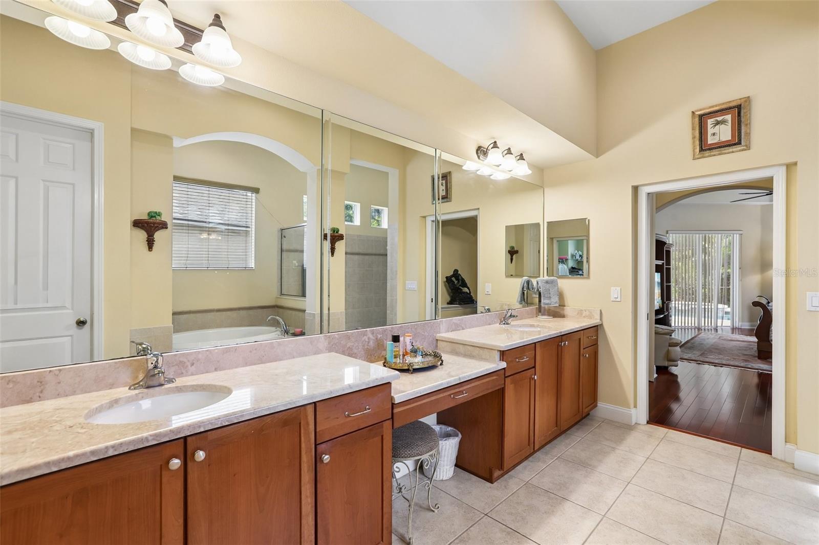 Primary En Suite Bathroom