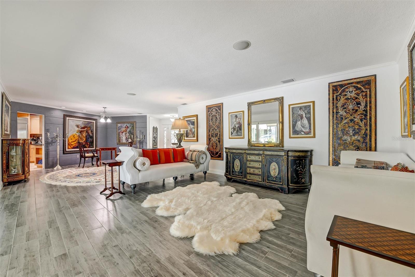 Formal living room