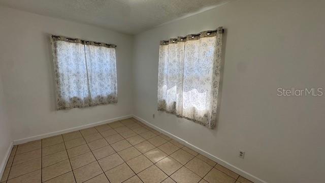 extra room- possible office or bedroom