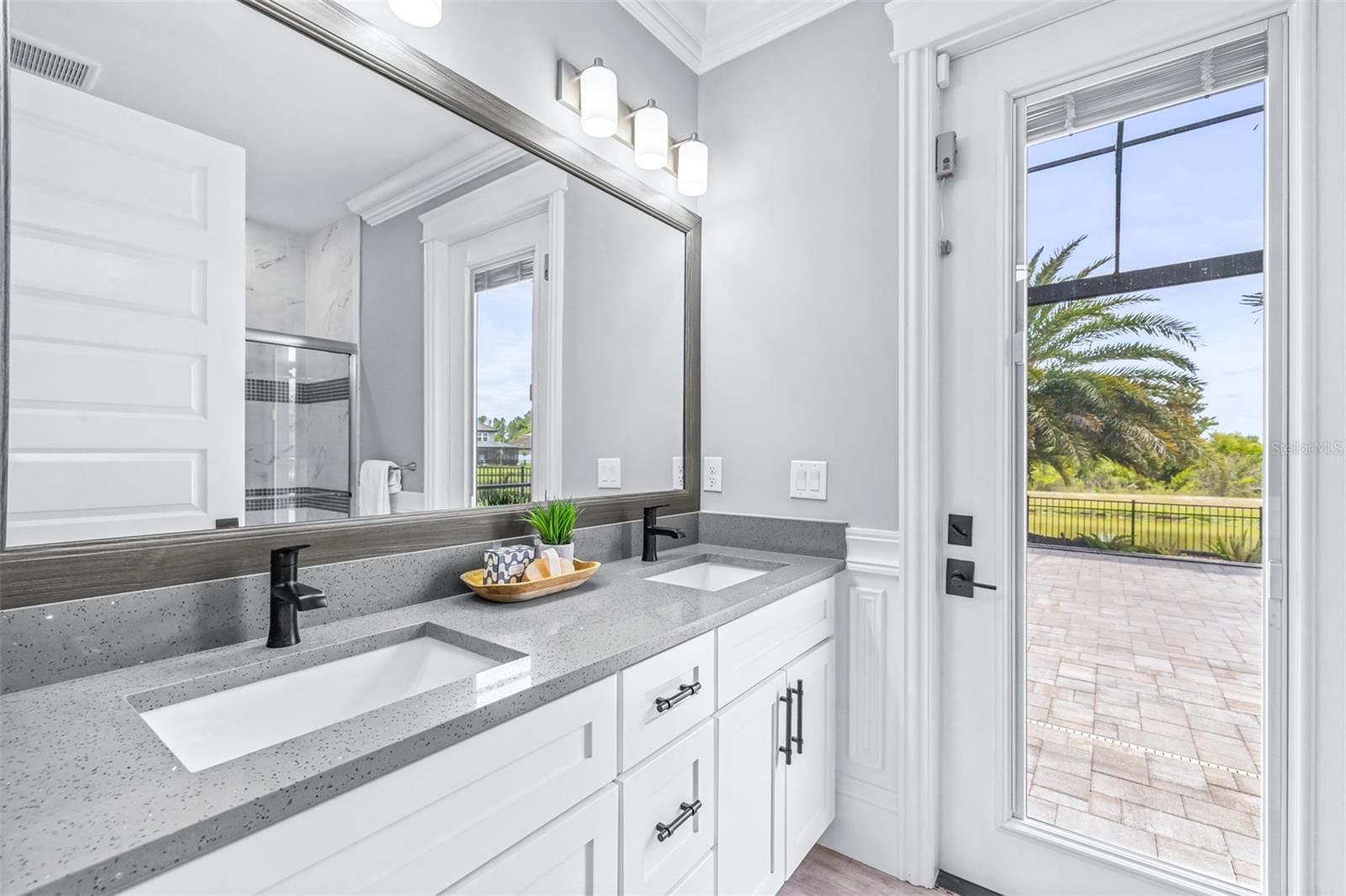 Pool Bath with Walk-in Shower