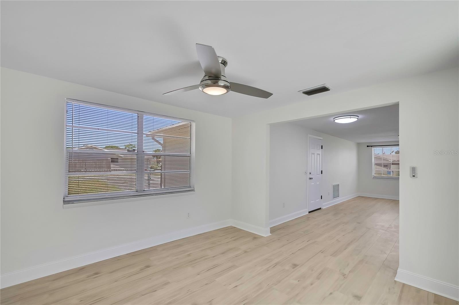 FLEX ROOM