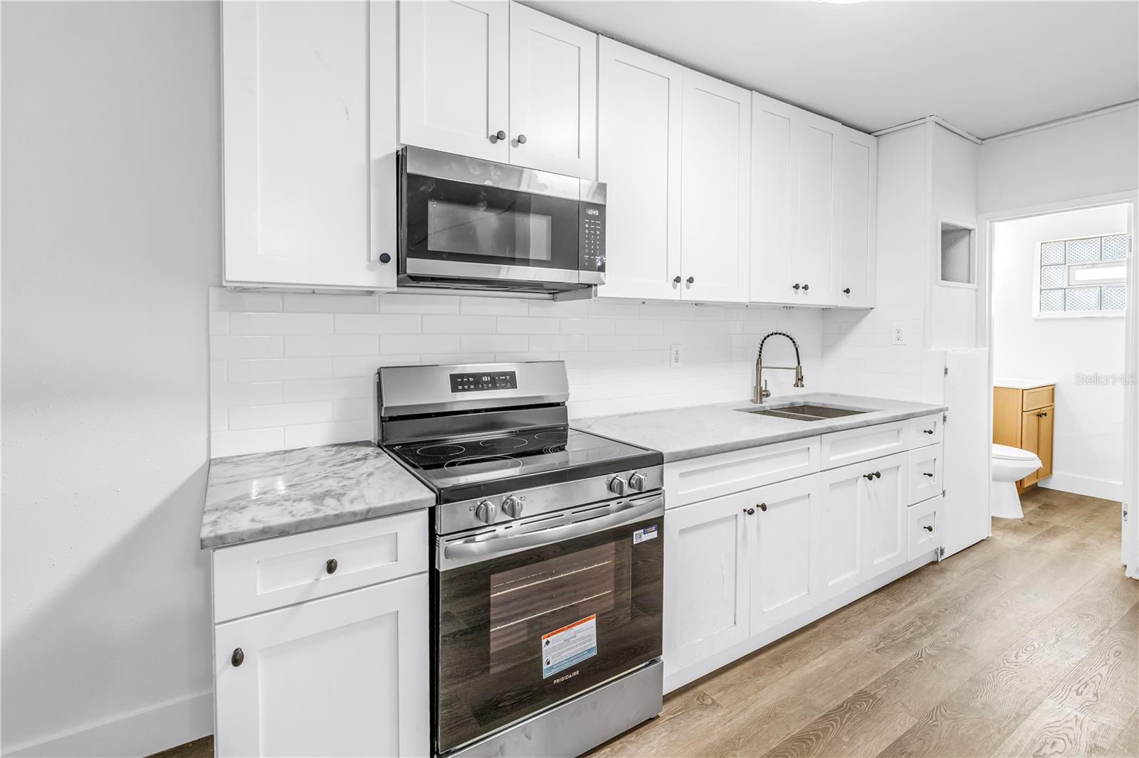 Back 1 bedroom unit.