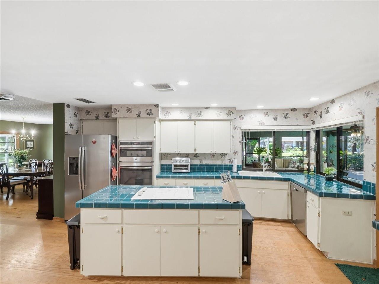 Spacious kitchen