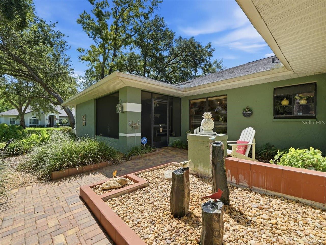 Entry Walkway with fountain