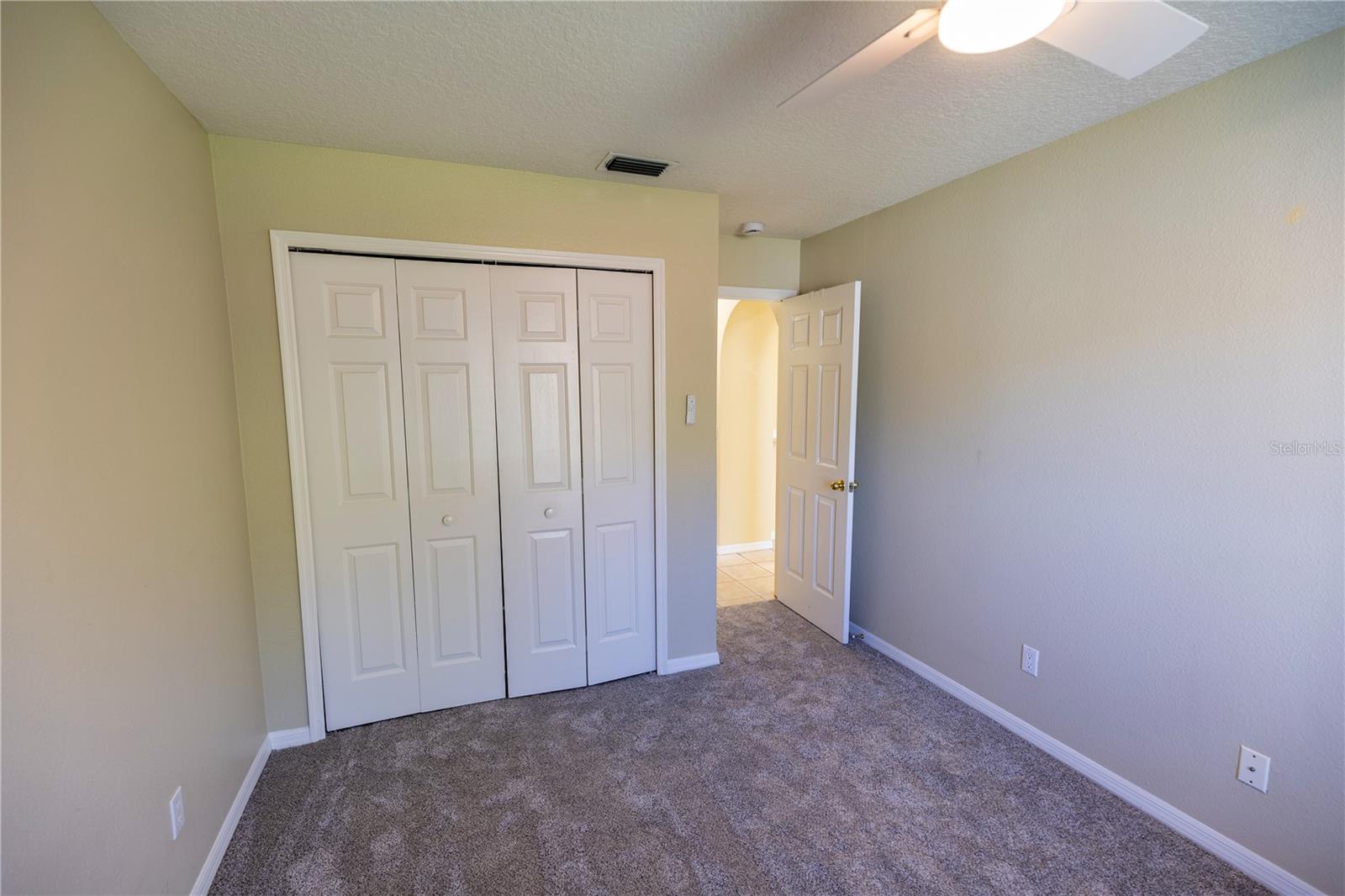 3rd bedroom also with fan and light on remote control