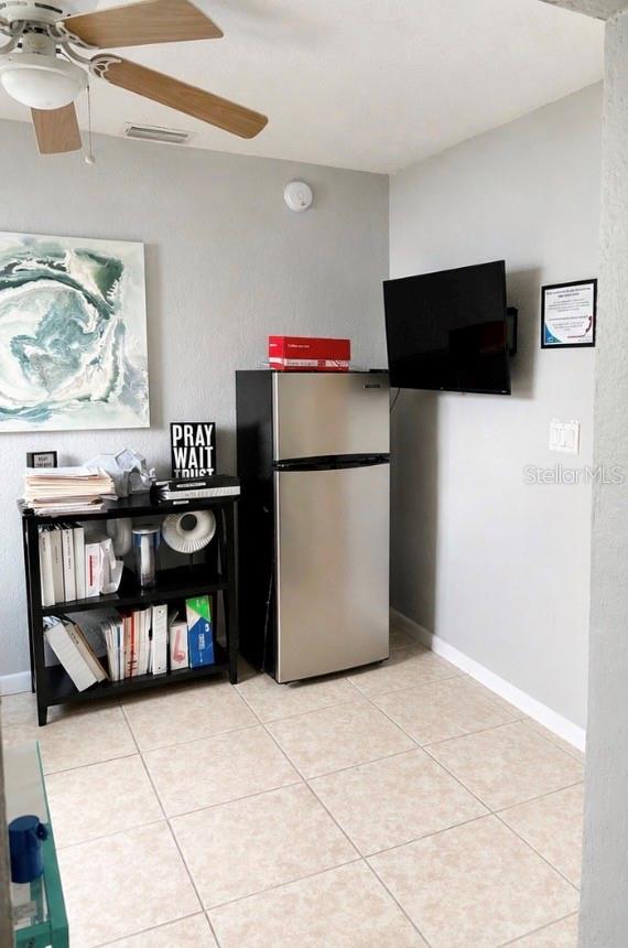 Downstairs en-suite bonus room