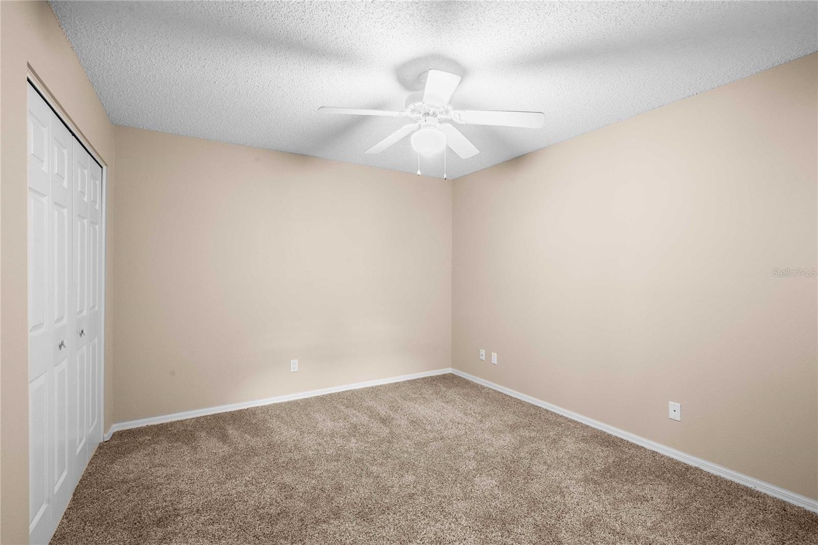 2nd bedroom and closet