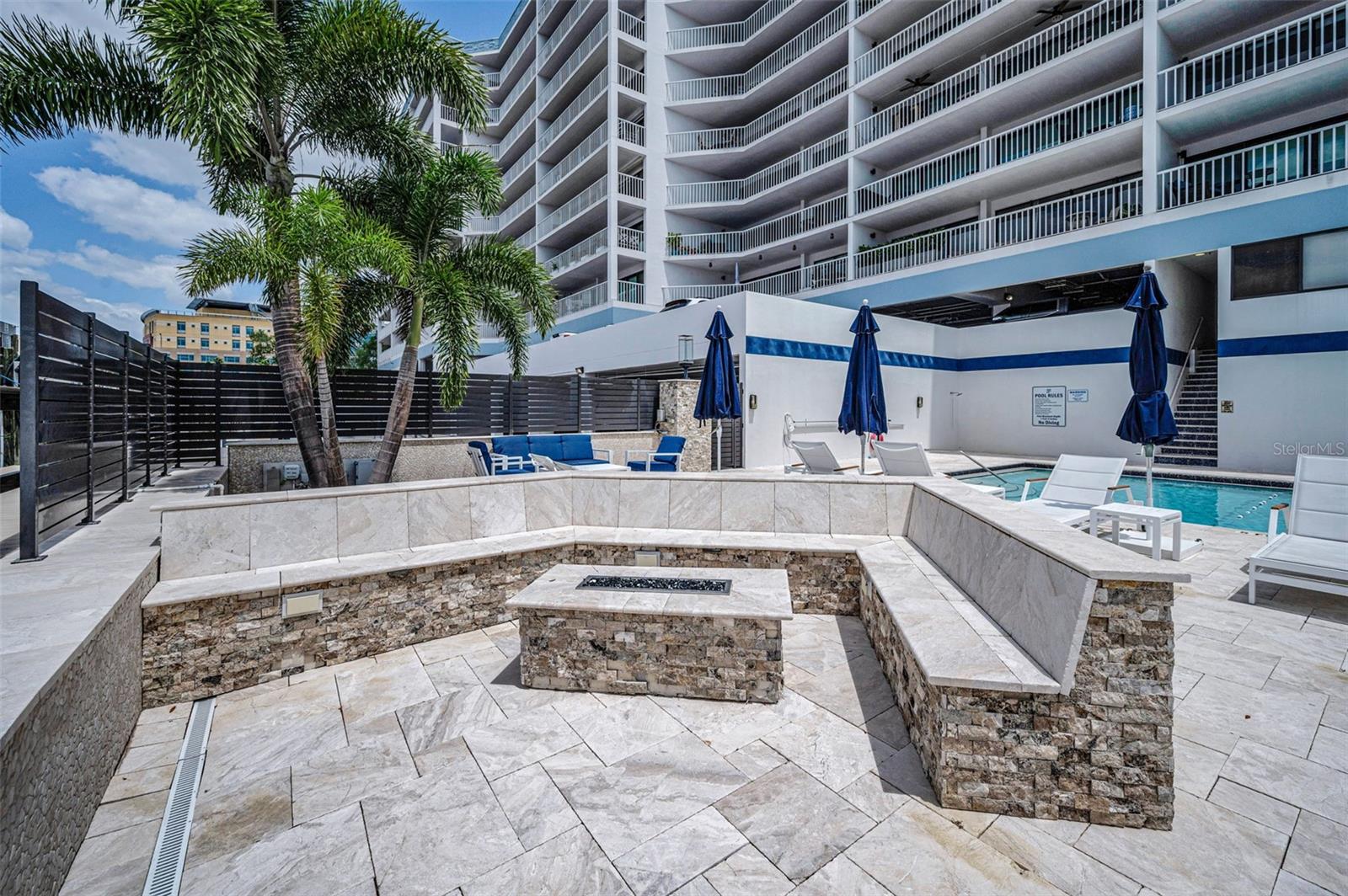 Bayside  (and poolside) Firepit!