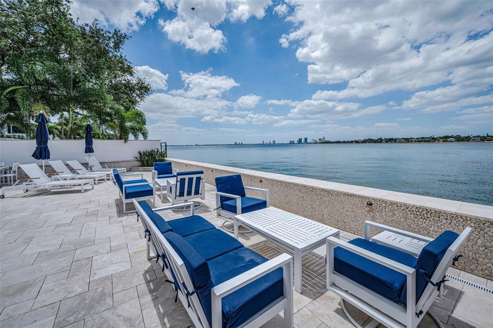 waterfront relaxation!