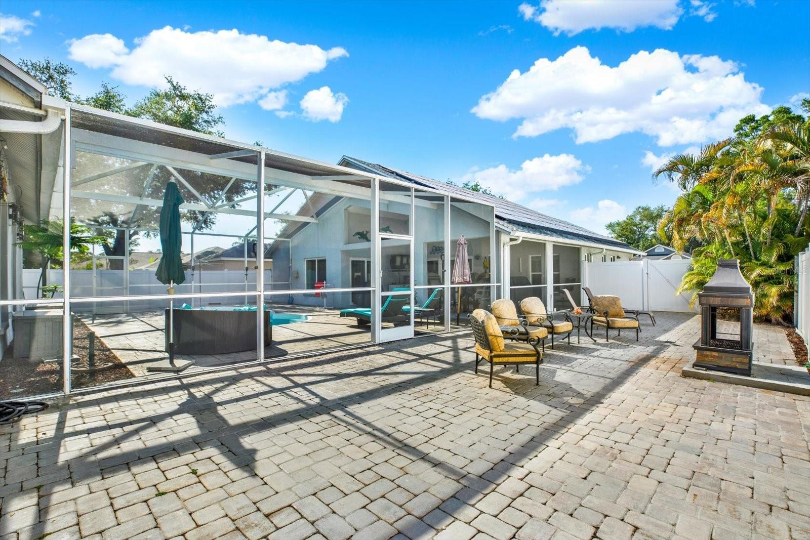 Screened Swimming Pool