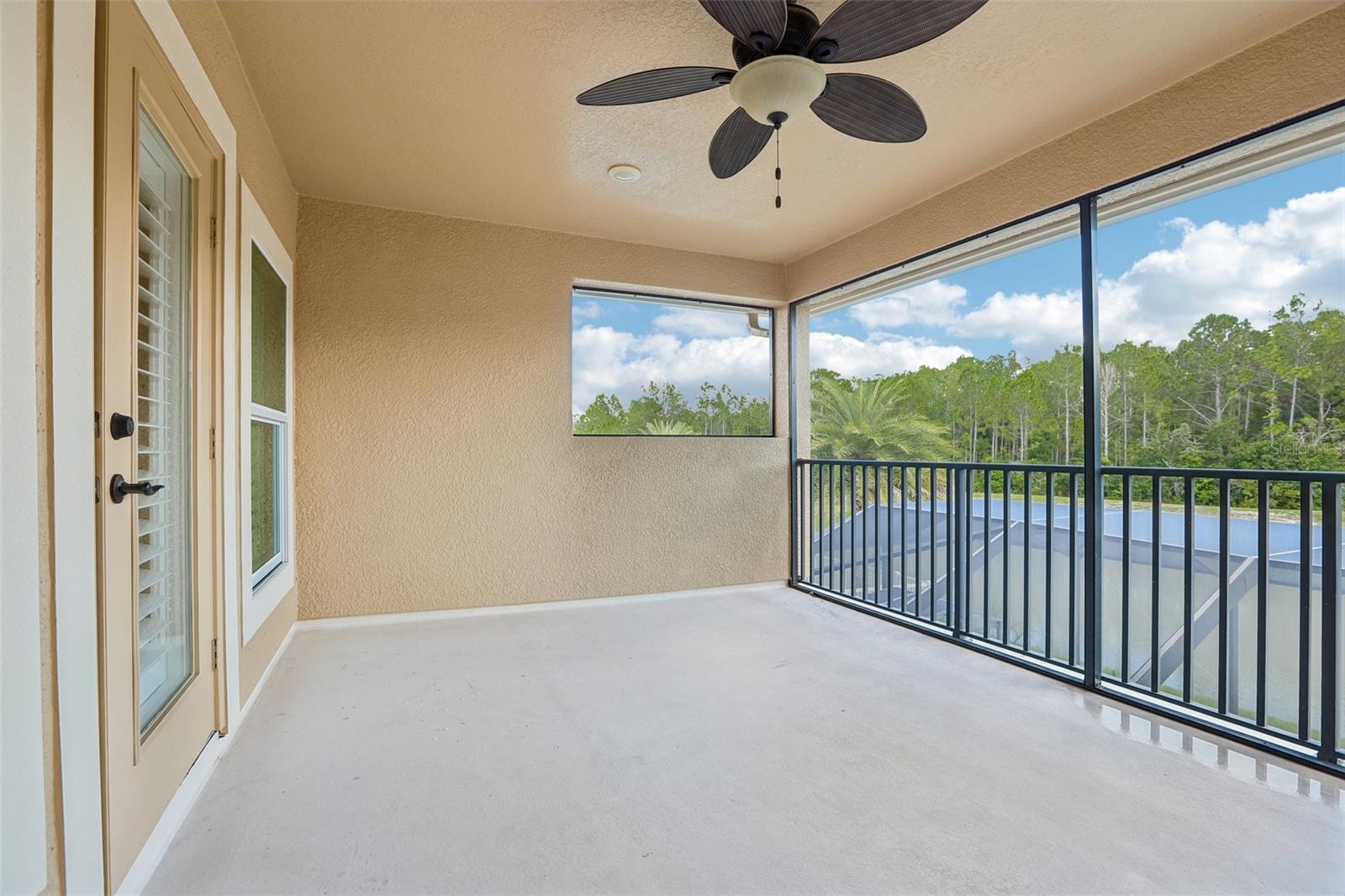 Balcony off Bonus Room
