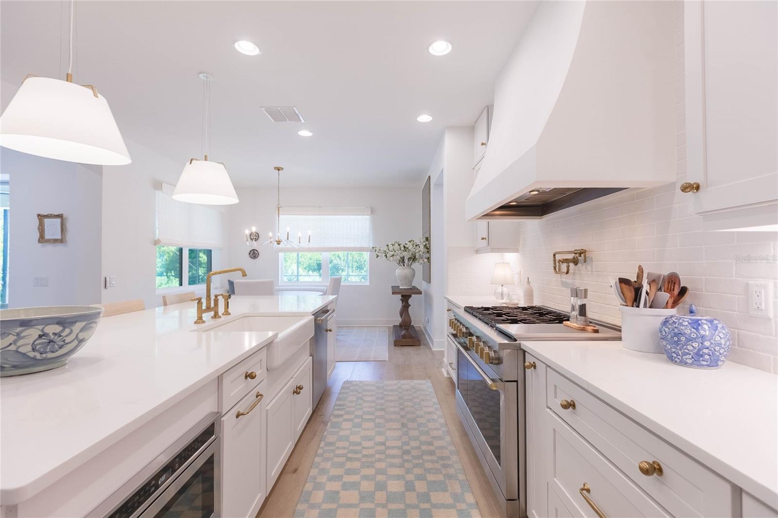 Kitchen & Appliances