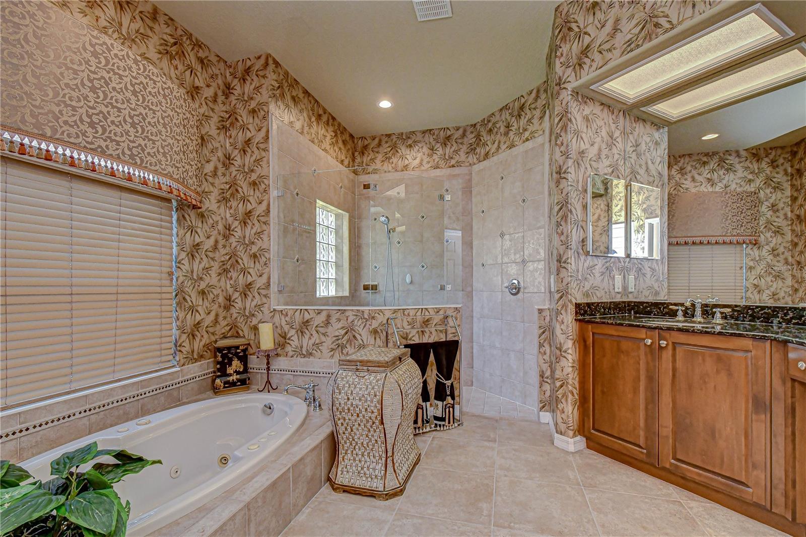 Ensuite Bath