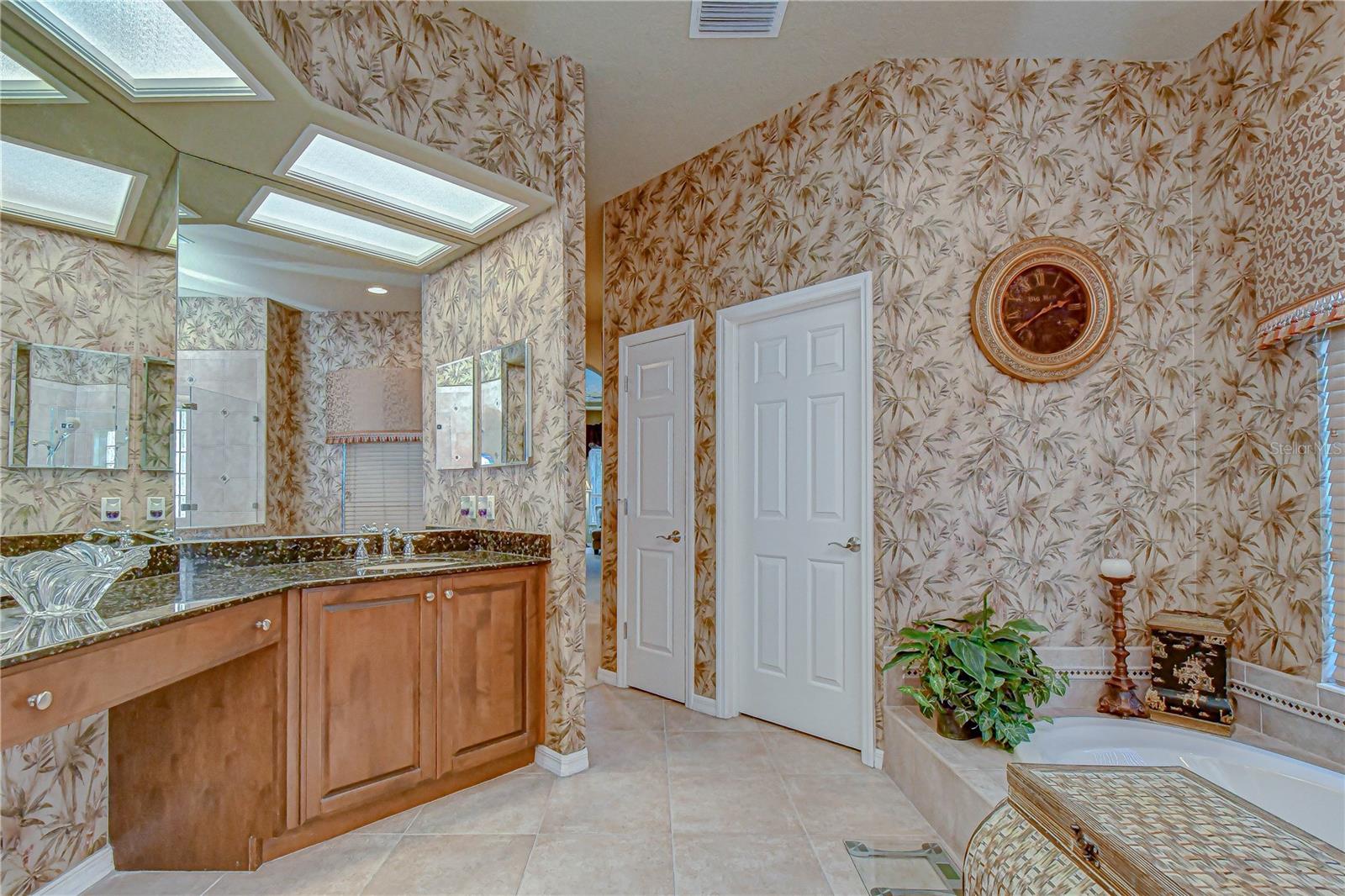 Ensuite Bath