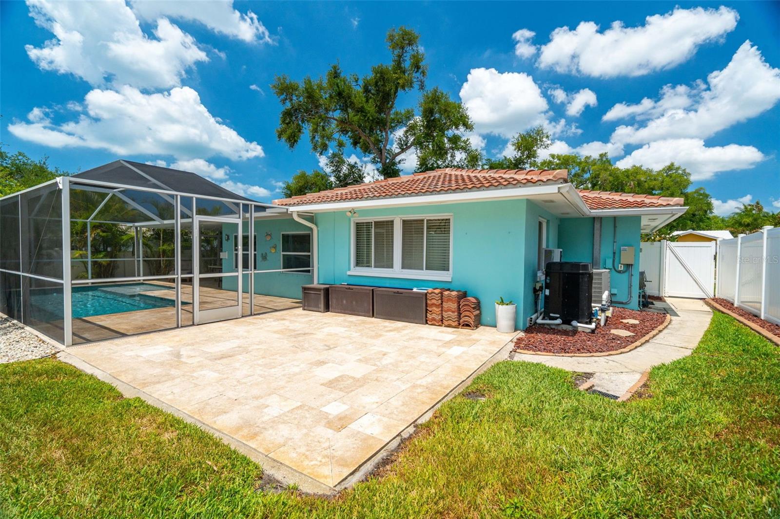 Rear elevation - fully fenced yard