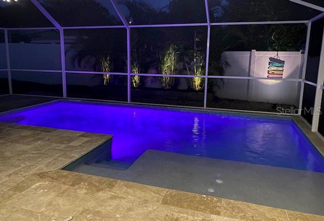 Multi-color pool lighting