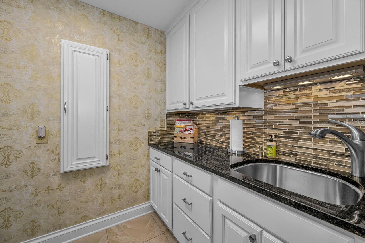 Large Laundry Room