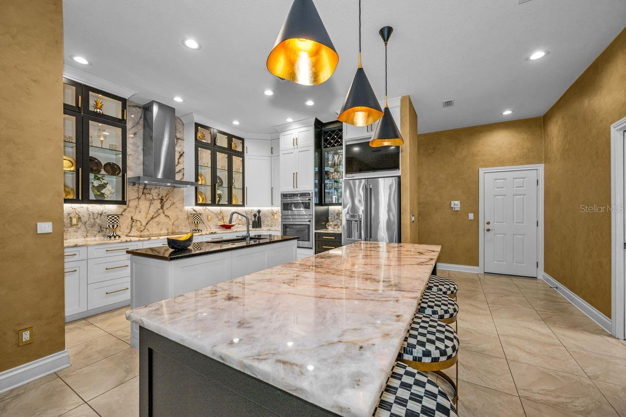 Cristall Quartzite Countertops