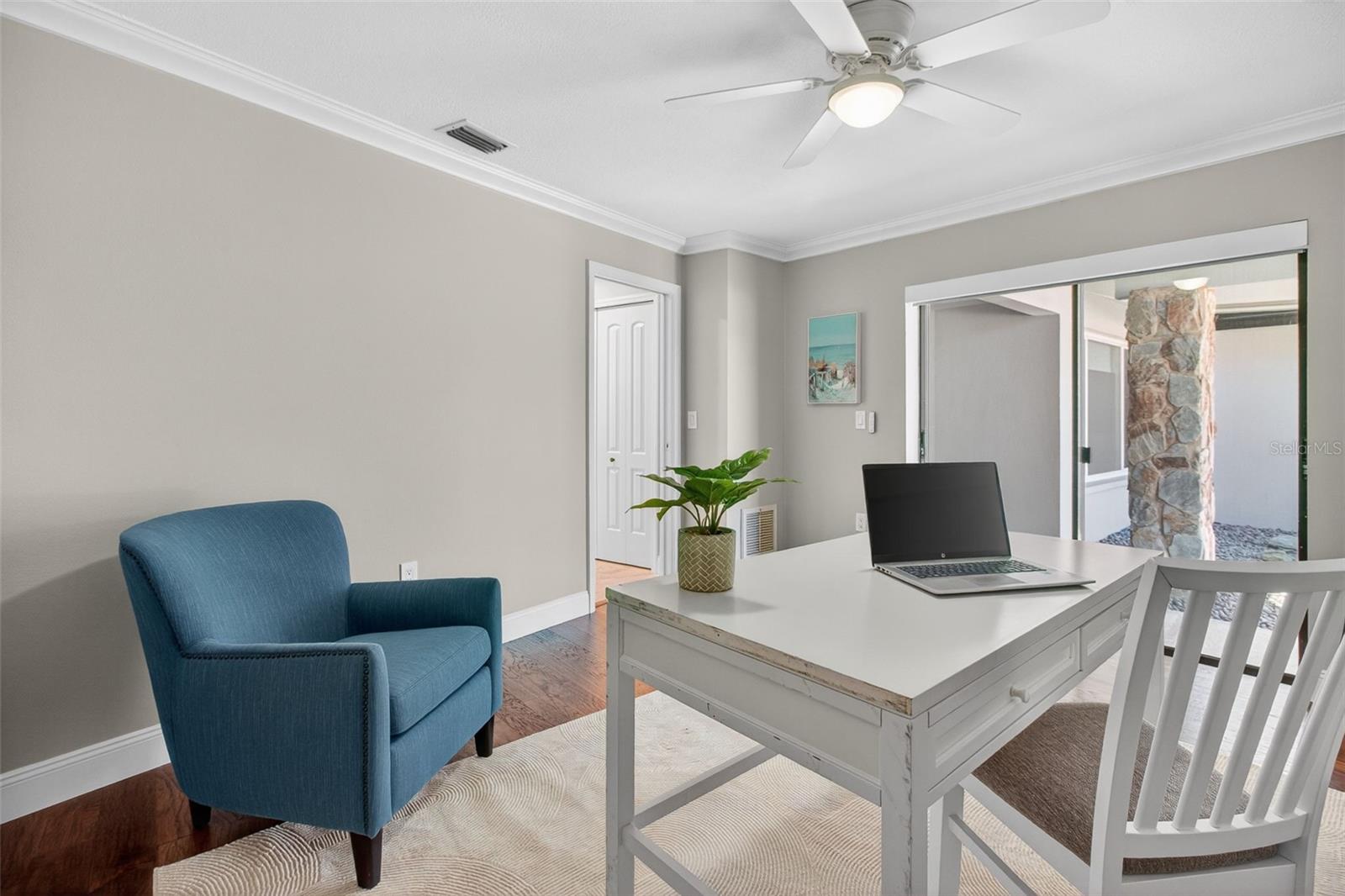 Bedroom 2/Office
