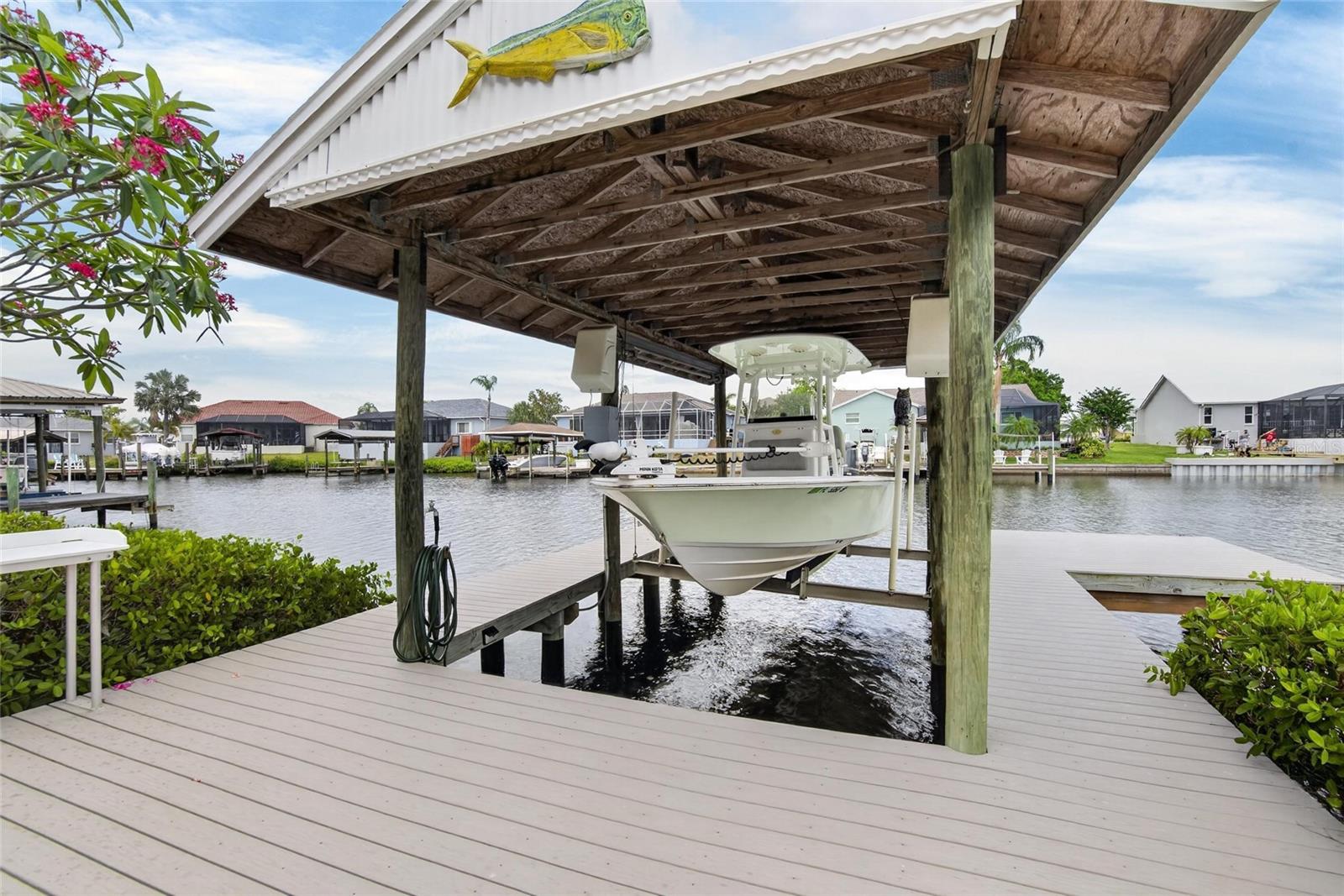 10,000 Covered Boat Lift