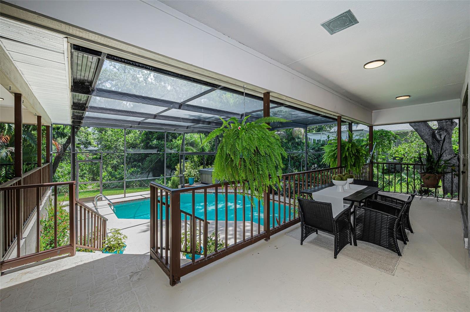 Lanai/Pool