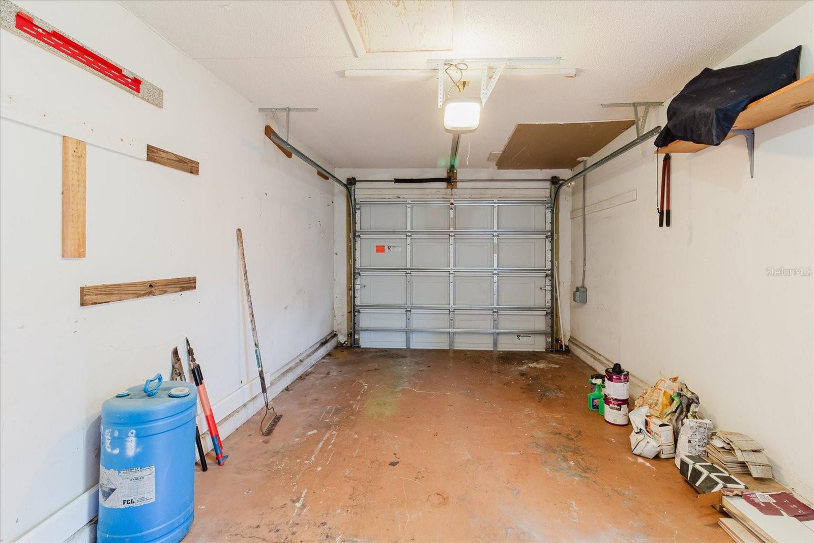 Garage - 1 car