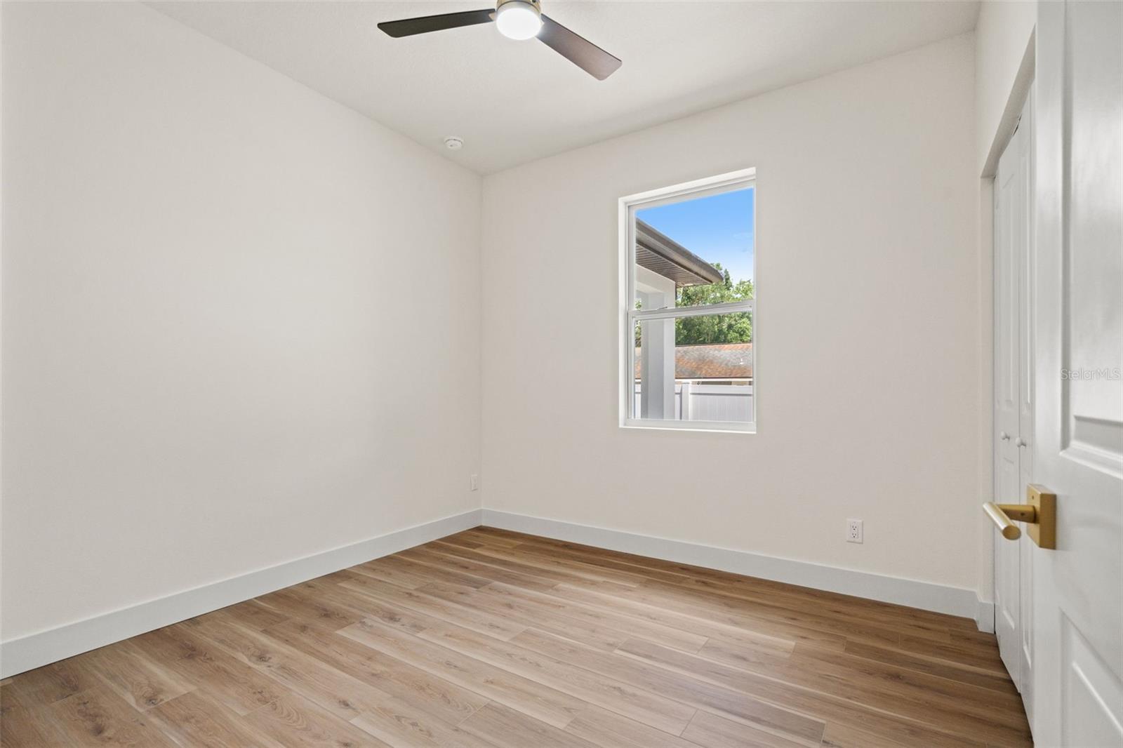 hall bedroom 1