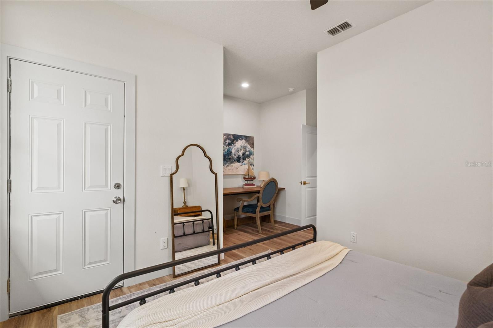 Primary/In-law Suite2