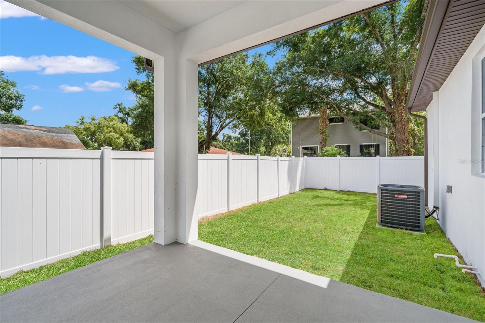 left side porch