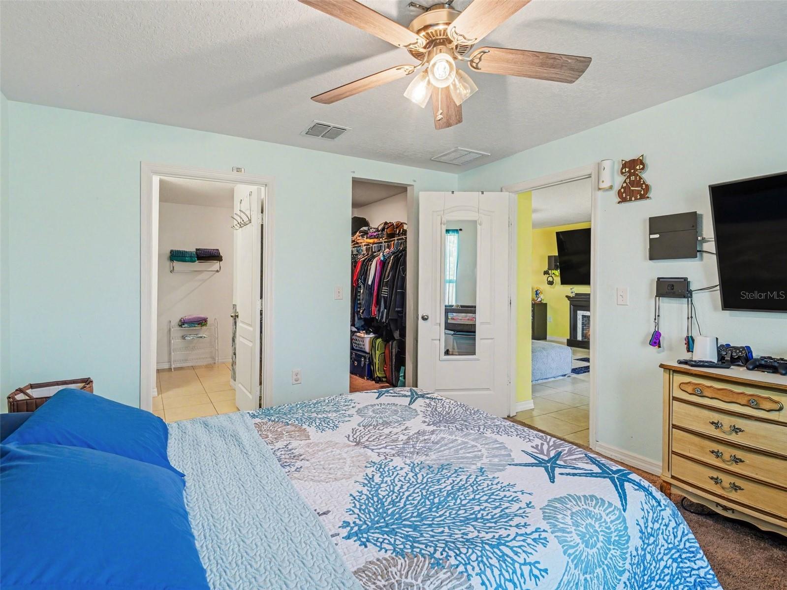 Primary Bedroom, Ensuite Bathroom, Walk In Closet