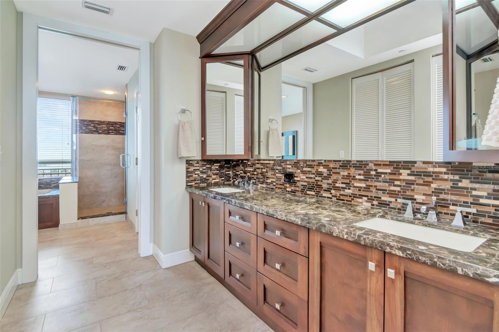Double sinks