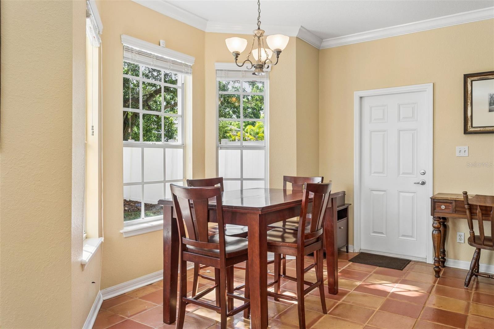 breakfast nook