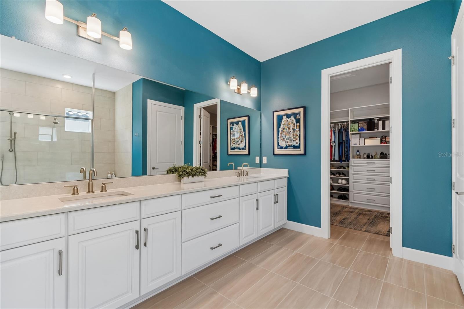 Dual sinks