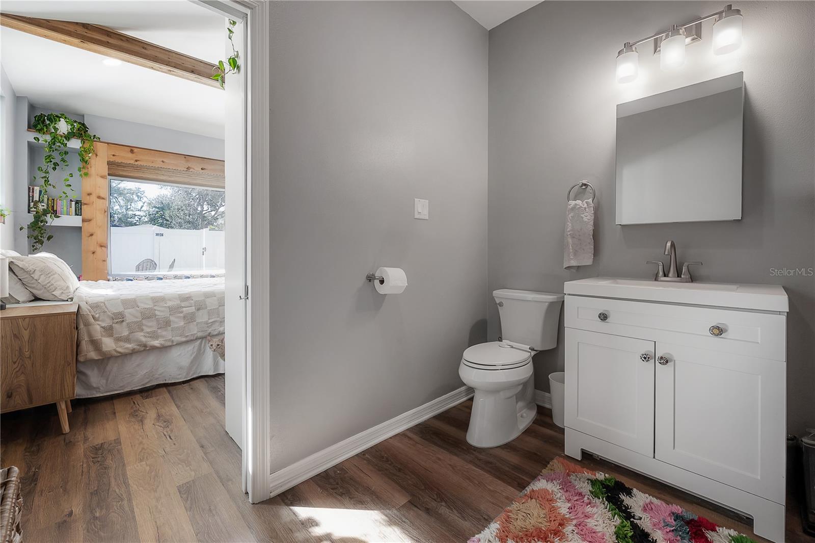 En suite bath