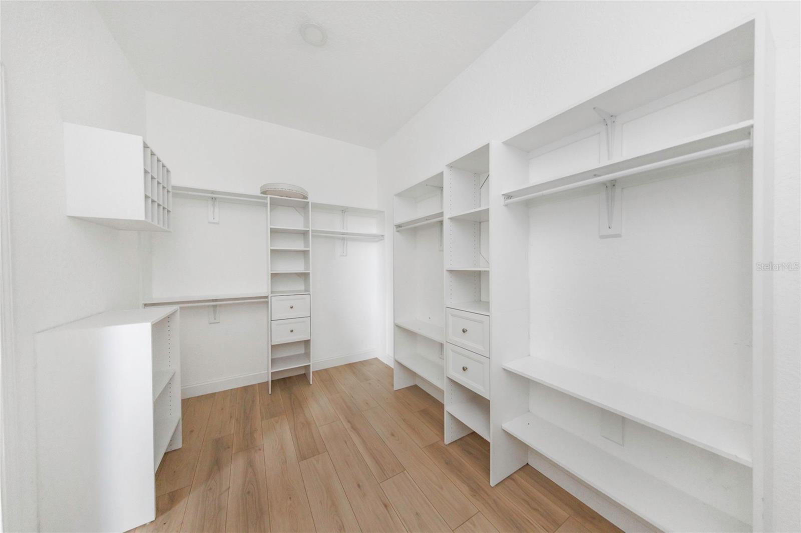 Bedroom #4 - Closet
