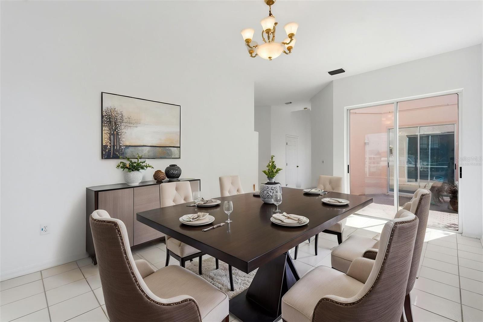 *Virtually Staged* Dining Room