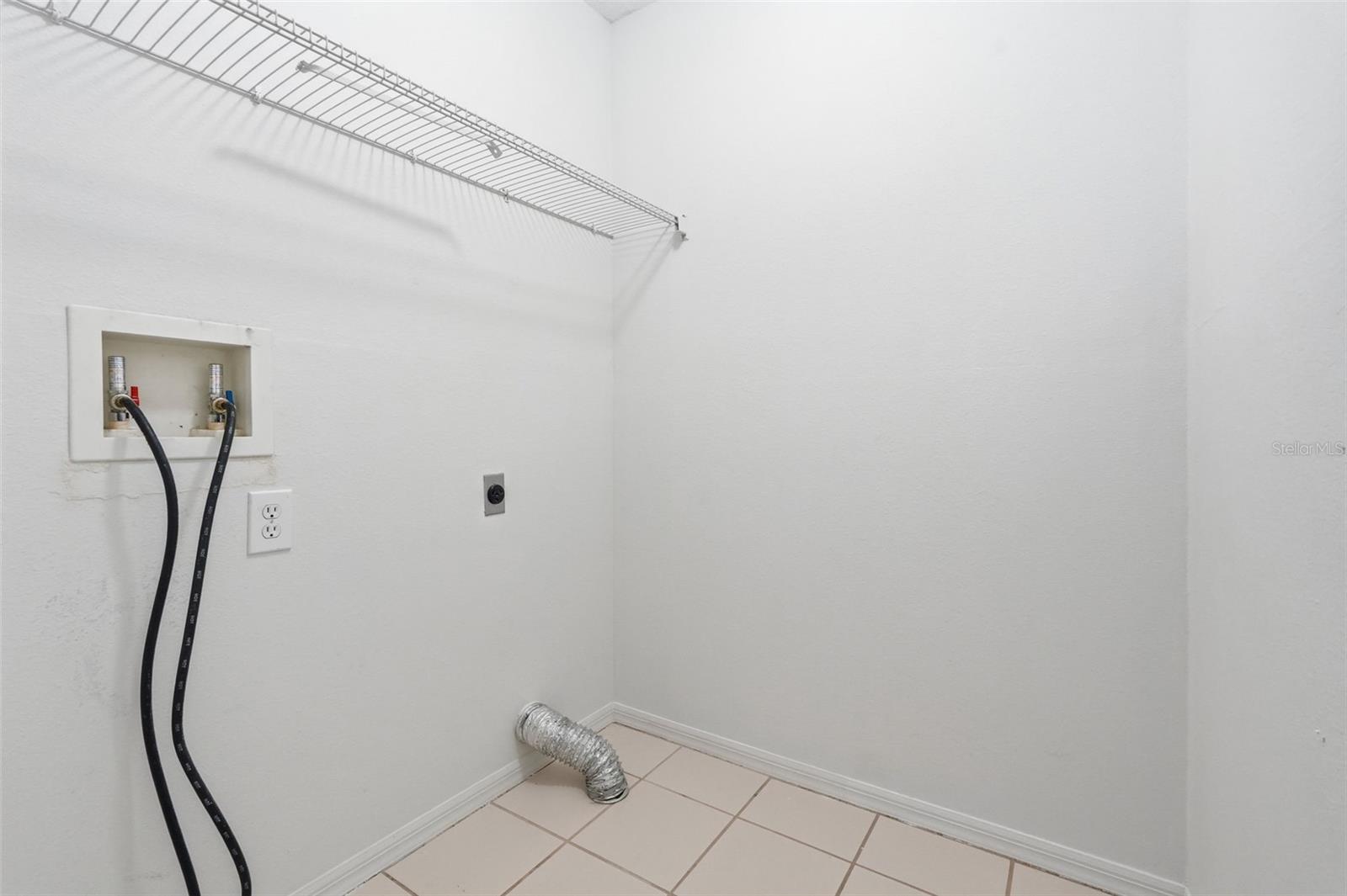 Washer/Dryer Hookup