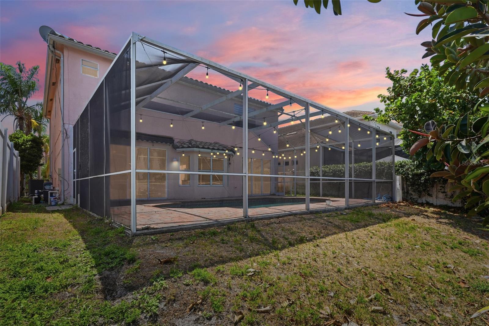 Screened-In Pool