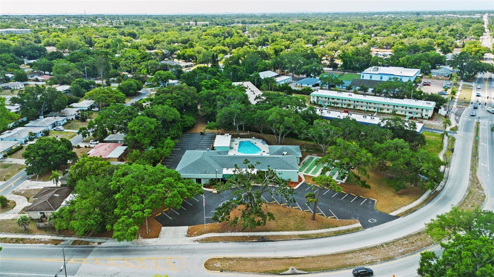Greenbriar Club HOA Pool and Clubhouse