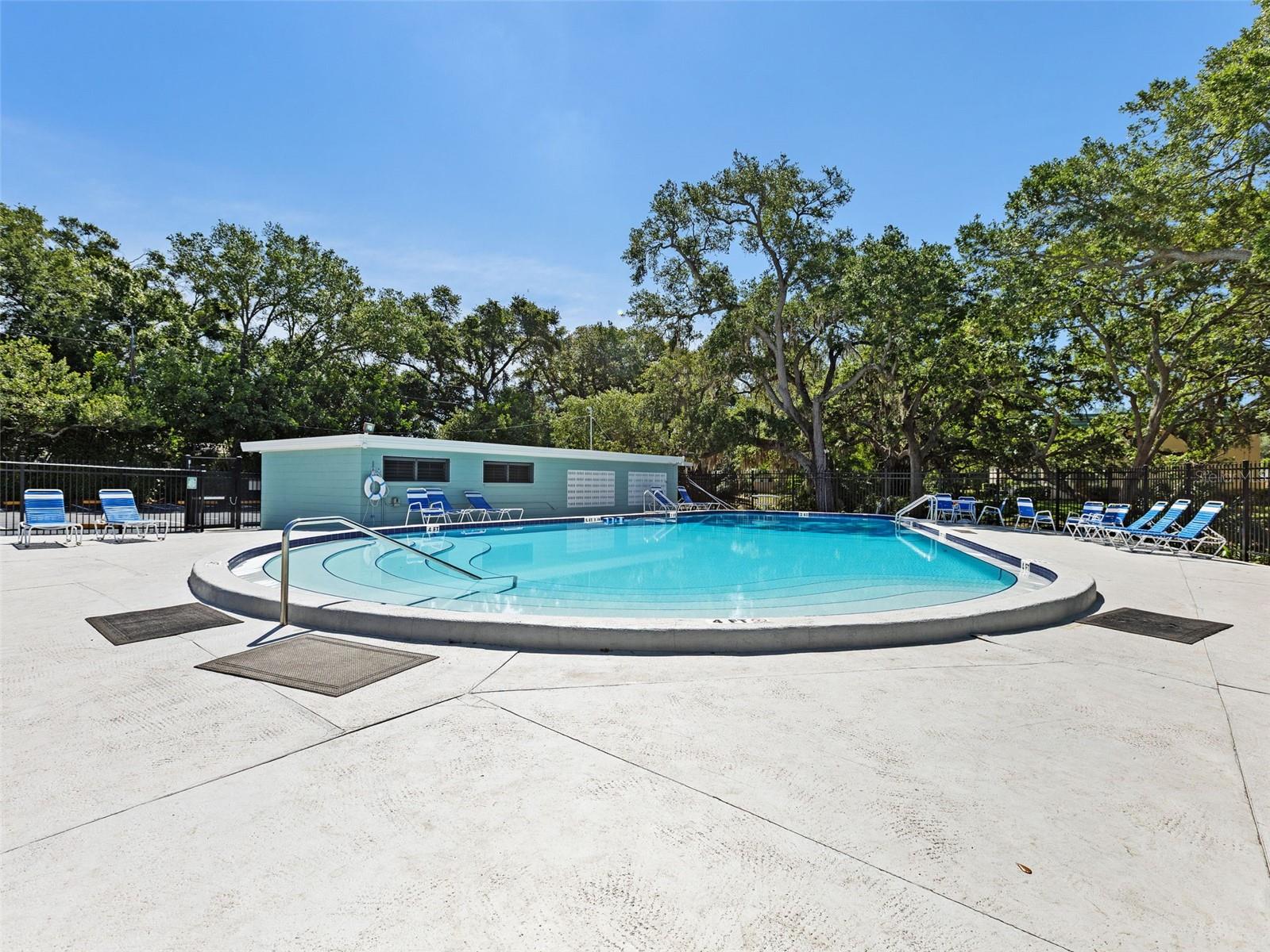 Greenbriar Club HOA Community Pool