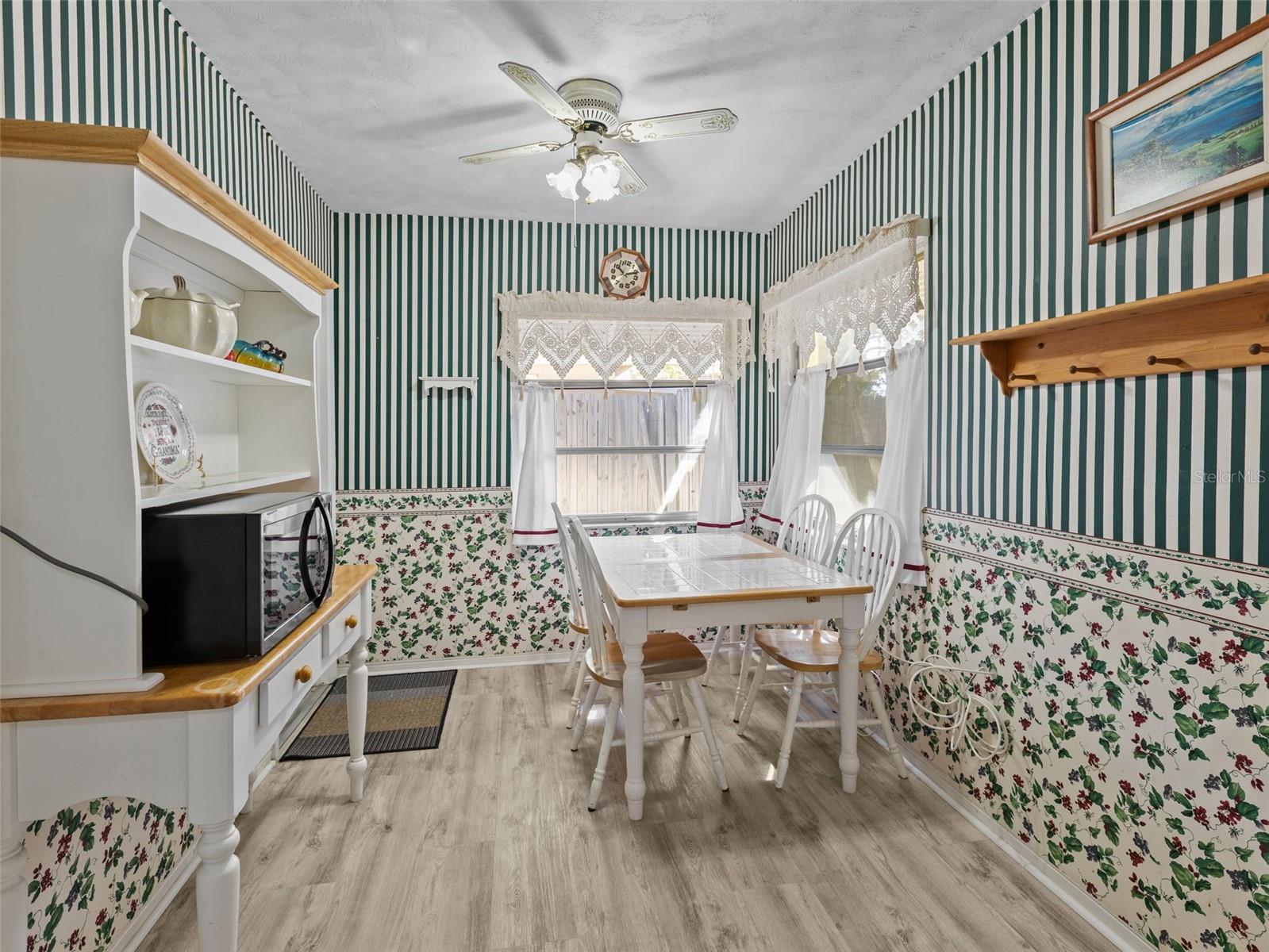 Breakfast Nook