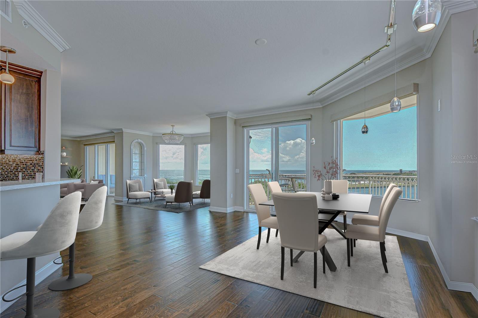 Virtually Staged: Open floor plan