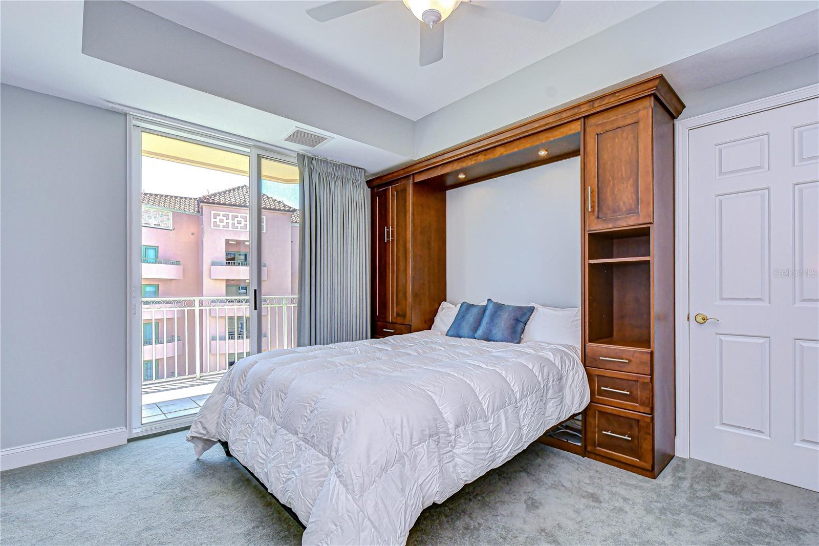 Guest bedroom/office