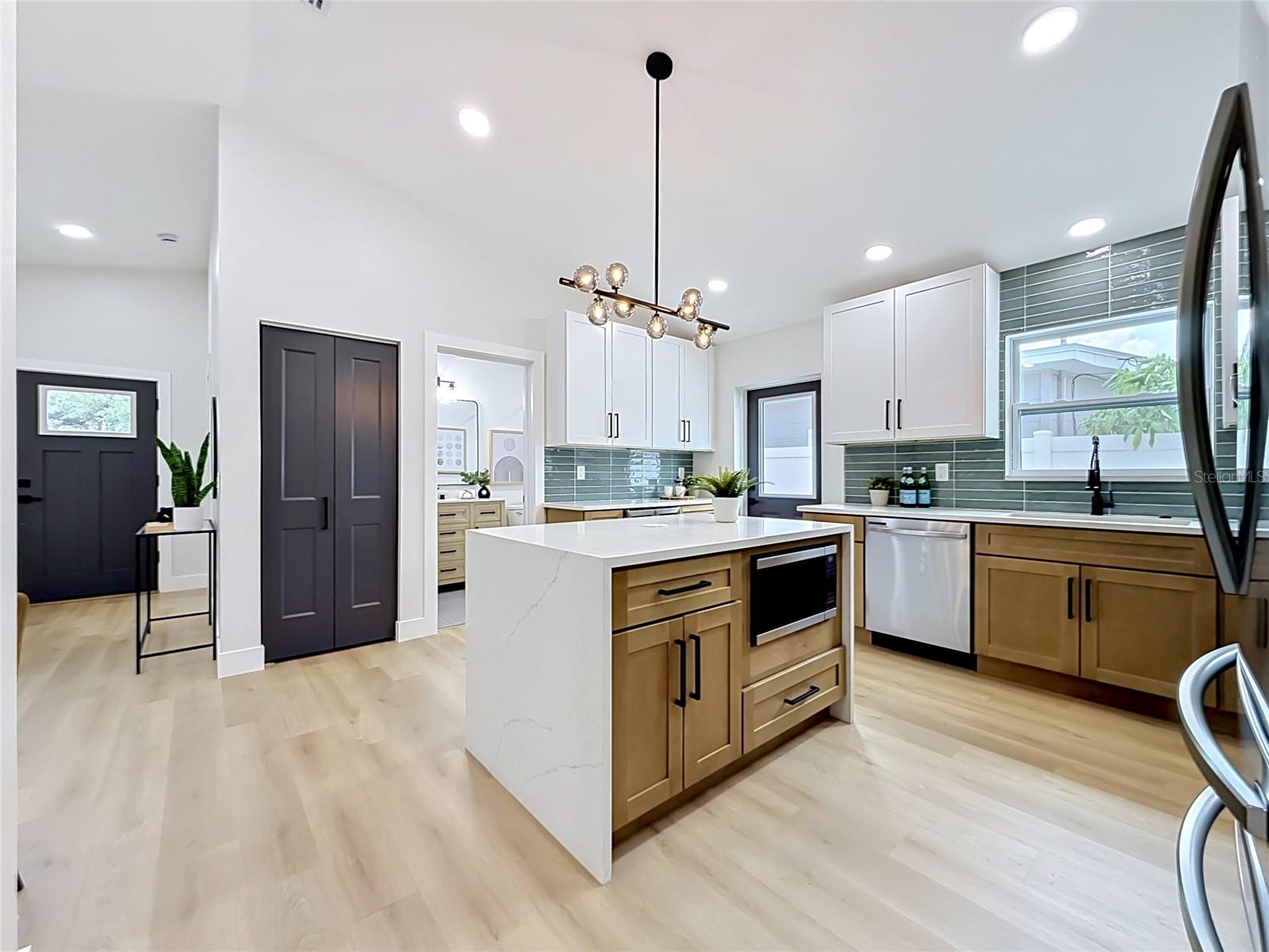 Kitchen with Microwave in Island