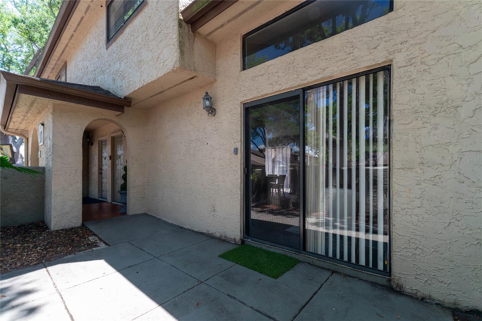 Front patio (2)