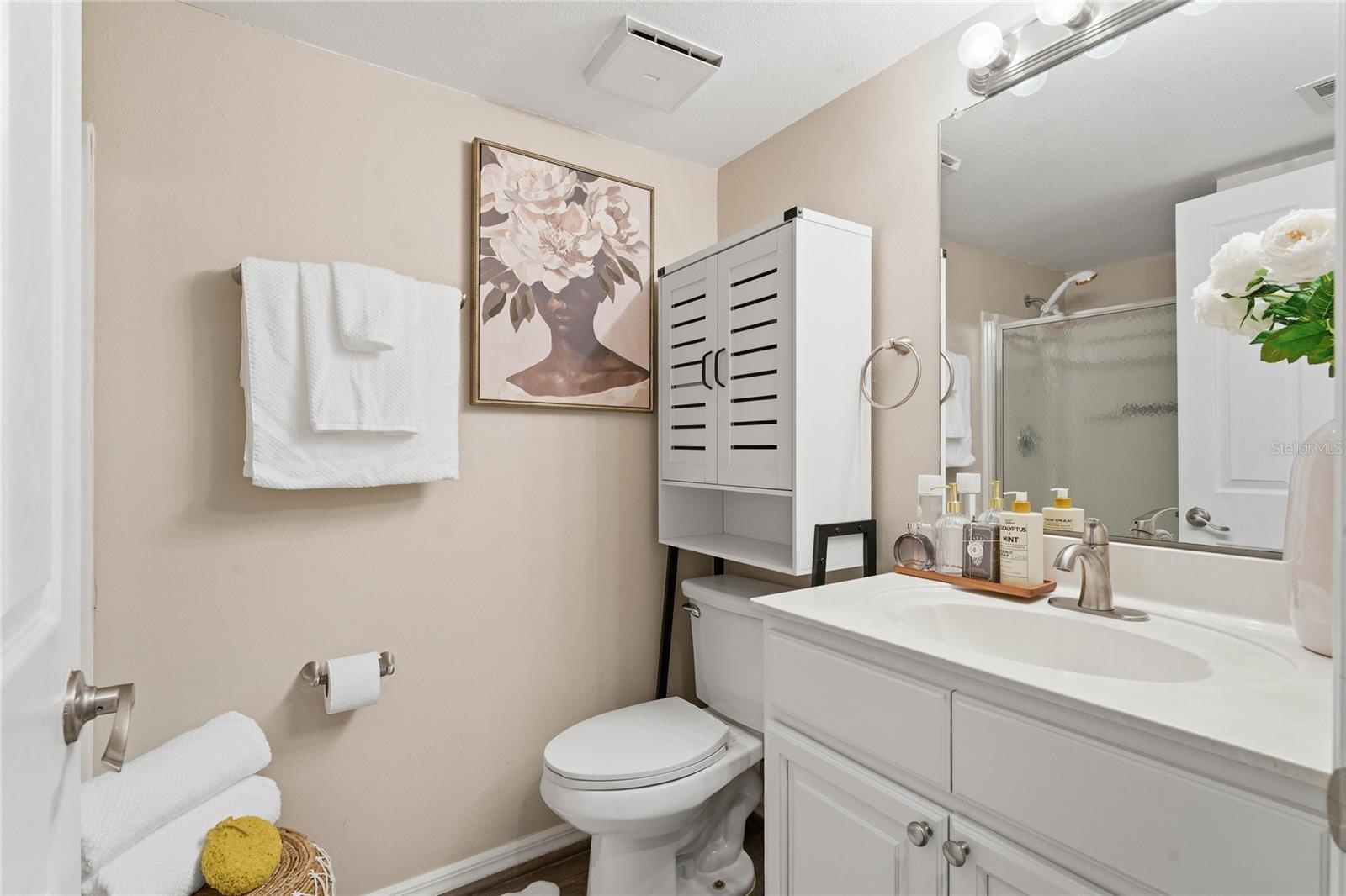 Downstairs full bath