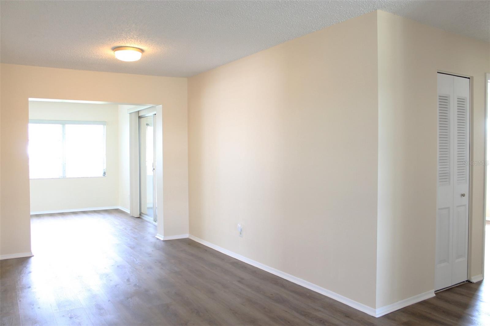 Living Rm